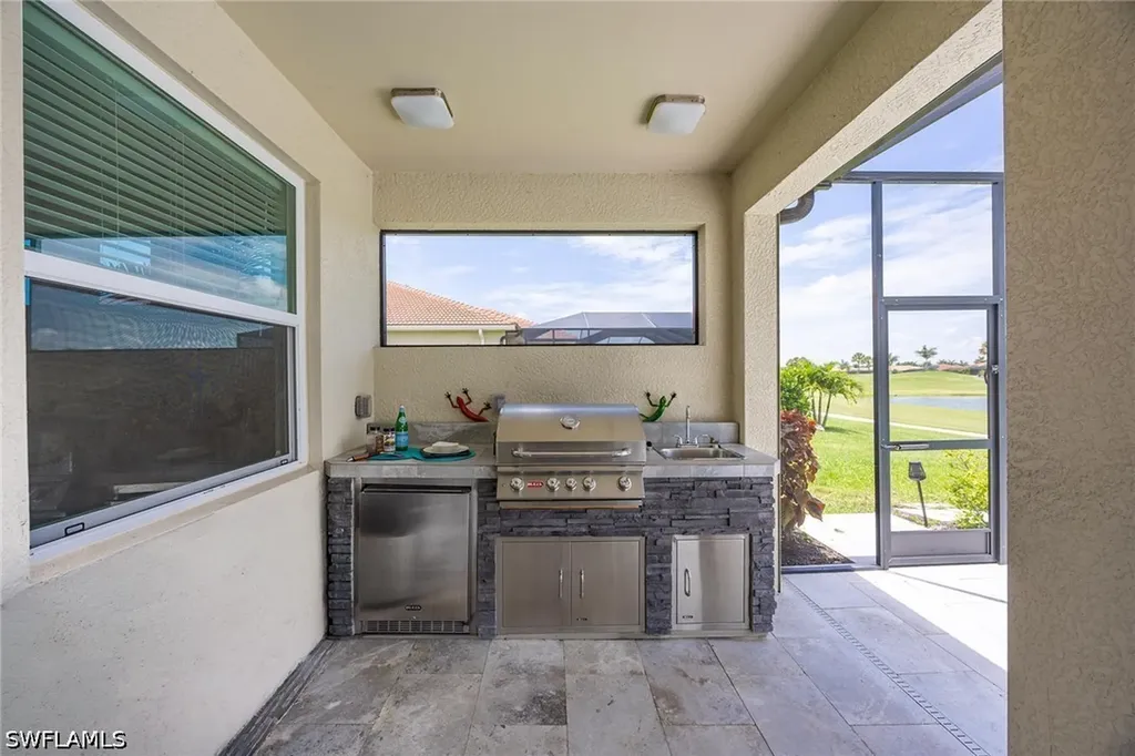 18699 Ensenada Drive Naples FL 34114