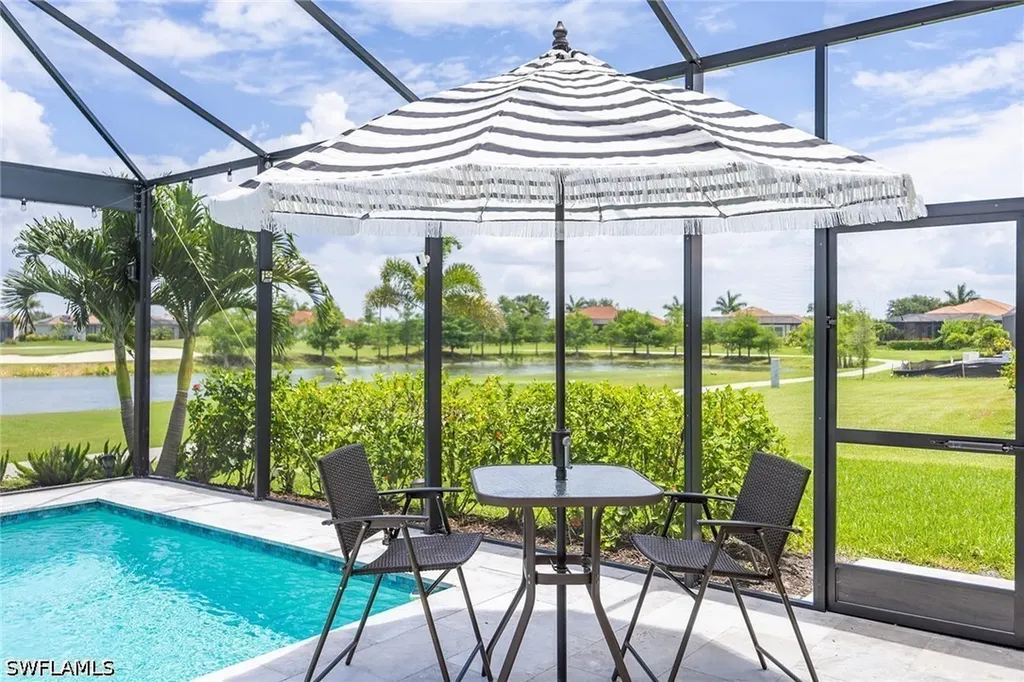 18699 Ensenada Drive Naples FL 34114