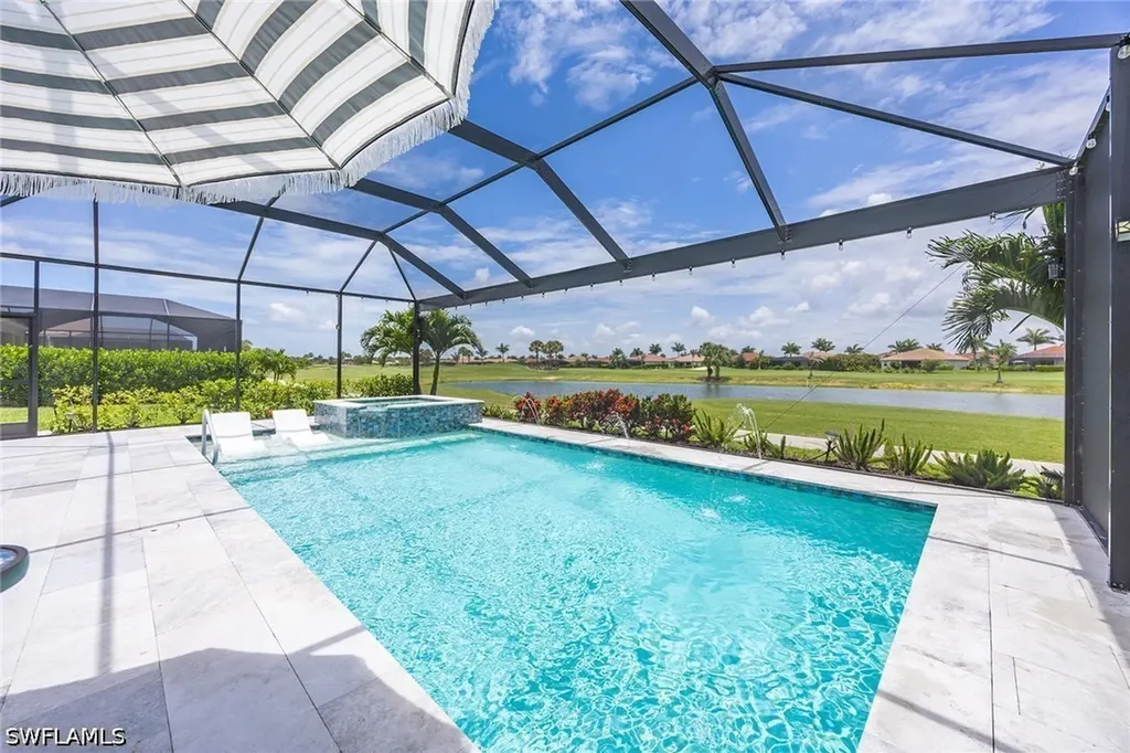 18699 Ensenada Drive Naples FL 34114