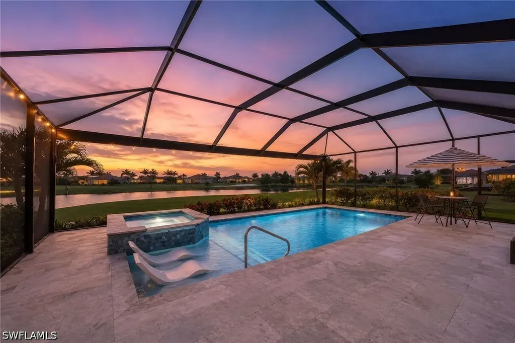 18699 Ensenada Drive Naples FL 34114