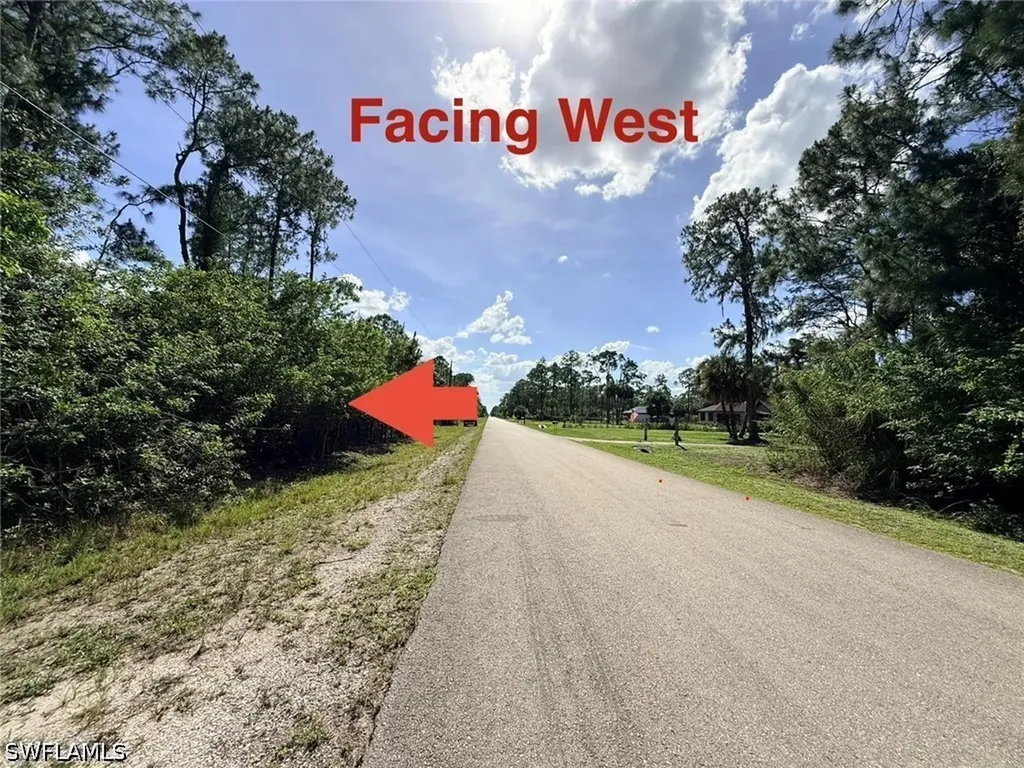 16TH Street 16th Street NE Naples FL 34120