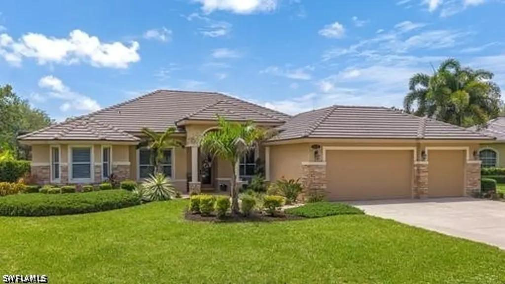 Naples FL, 14574 Indigo Lakes Circle