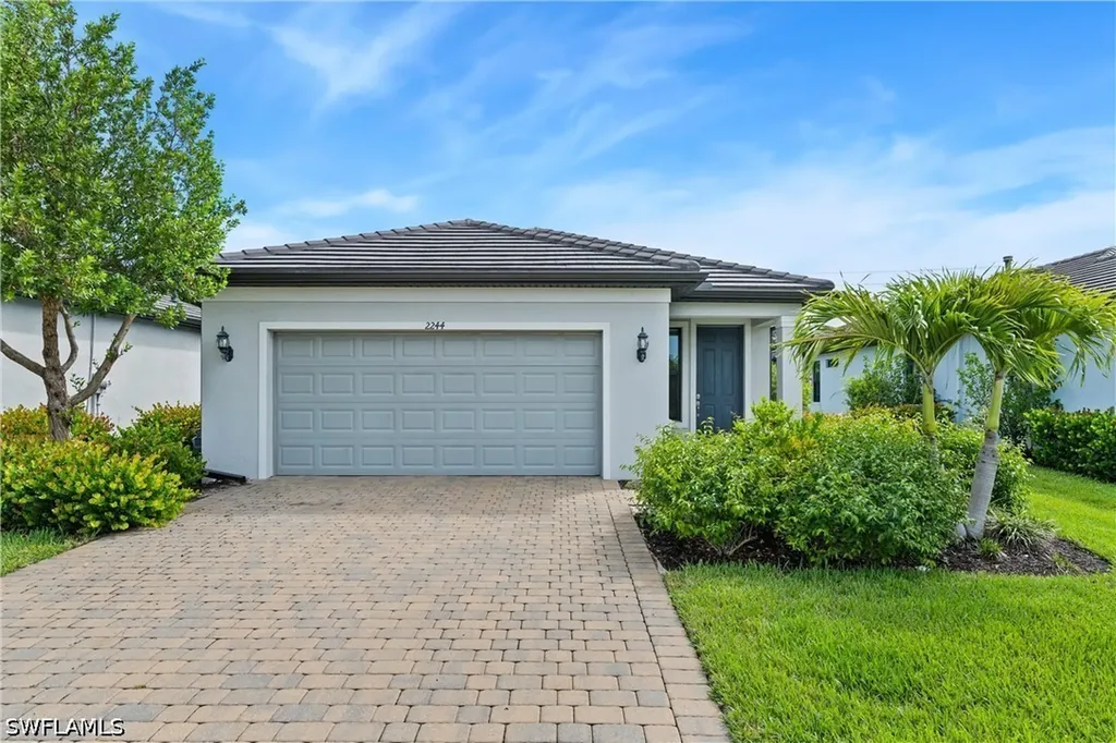 2244 Yellowfin Circle Naples FL 34114