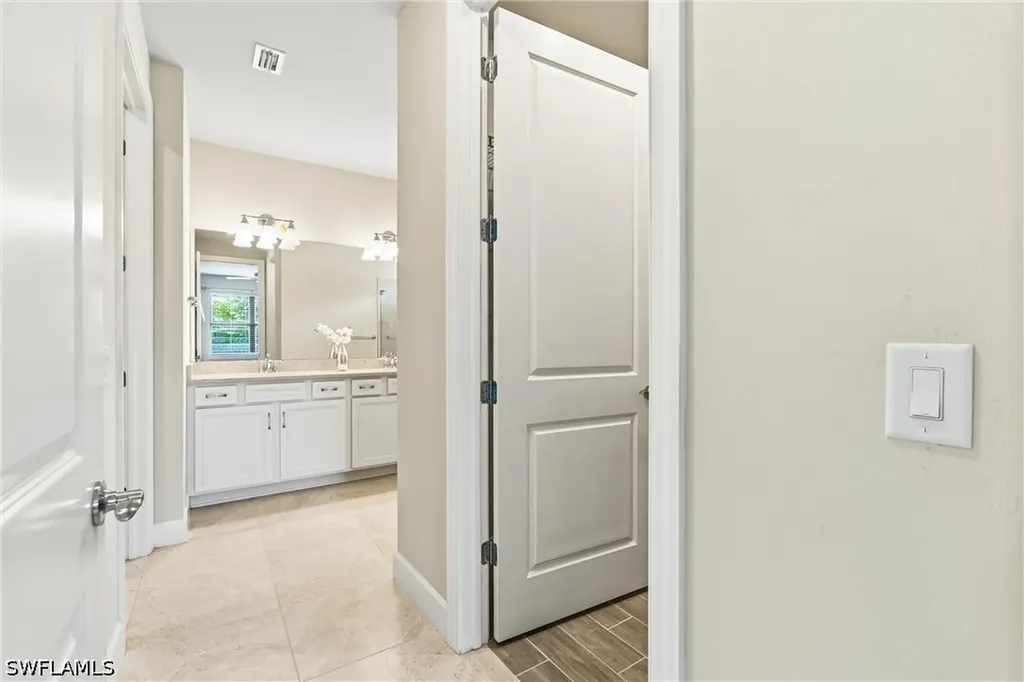 2244 Yellowfin Circle Naples FL 34114