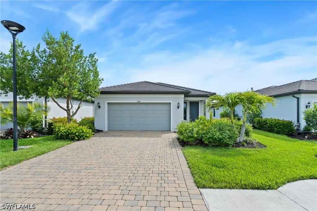 2244 Yellowfin Circle Naples FL 34114