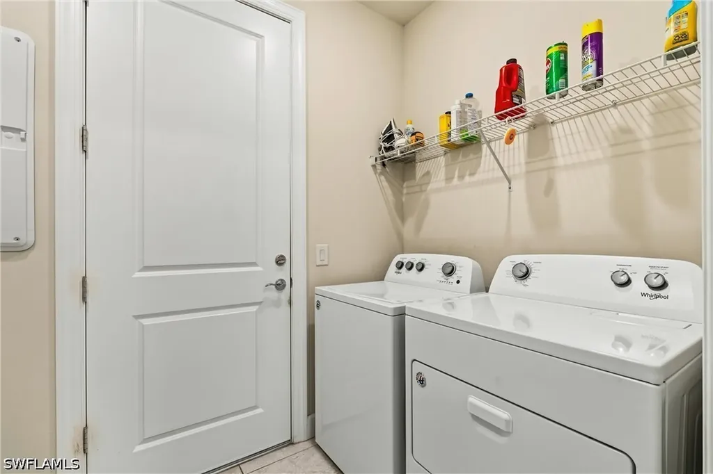 2244 Yellowfin Circle Naples FL 34114
