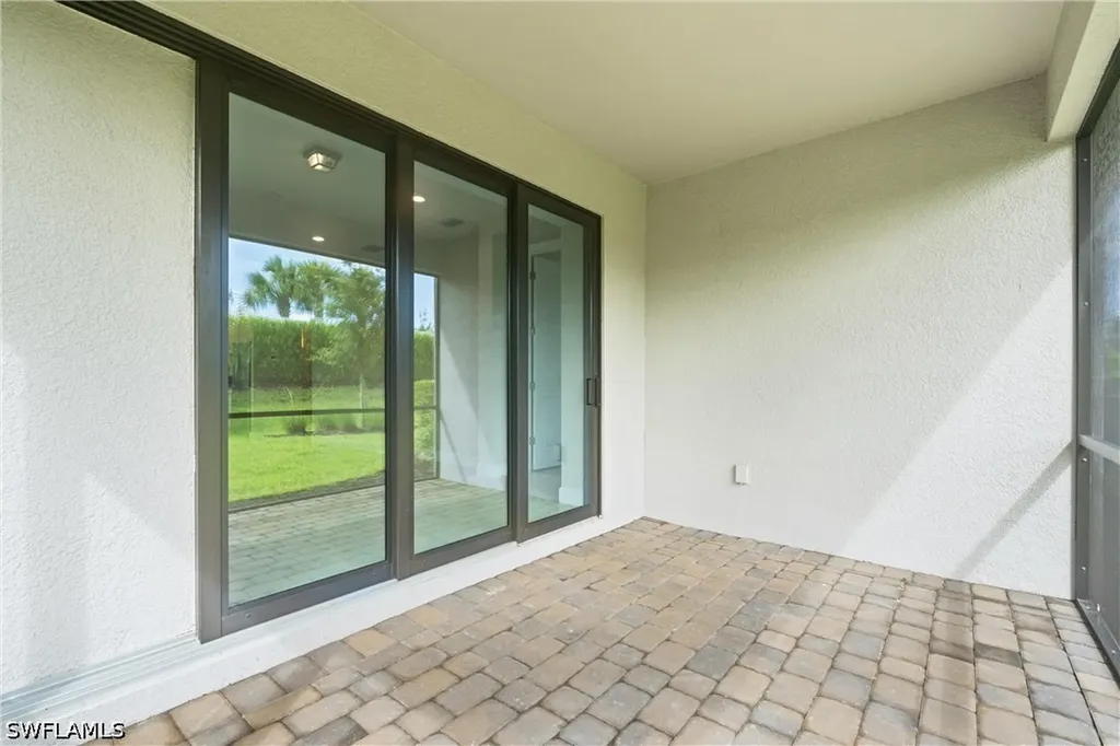 2244 Yellowfin Circle Naples FL 34114