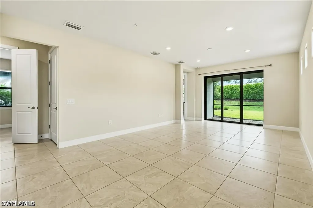 2244 Yellowfin Circle Naples FL 34114