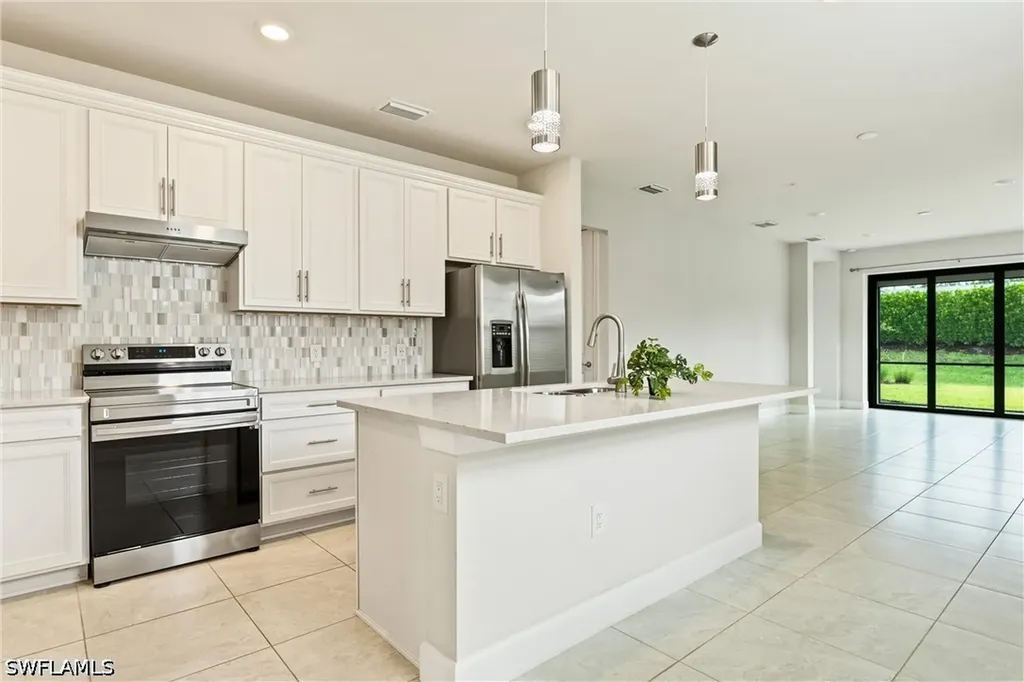 2244 Yellowfin Circle Naples FL 34114
