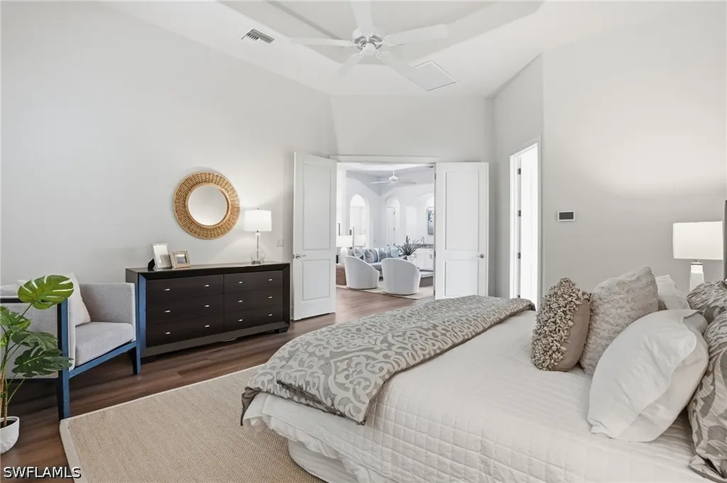 5717 Hammock Isle Drive Naples FL 34119