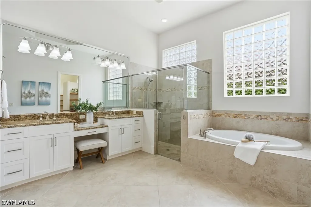5717 Hammock Isle Drive Naples FL 34119
