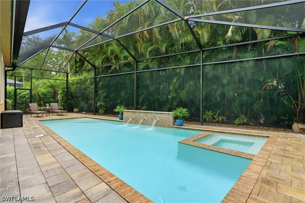 5717 Hammock Isle Drive Naples FL 34119