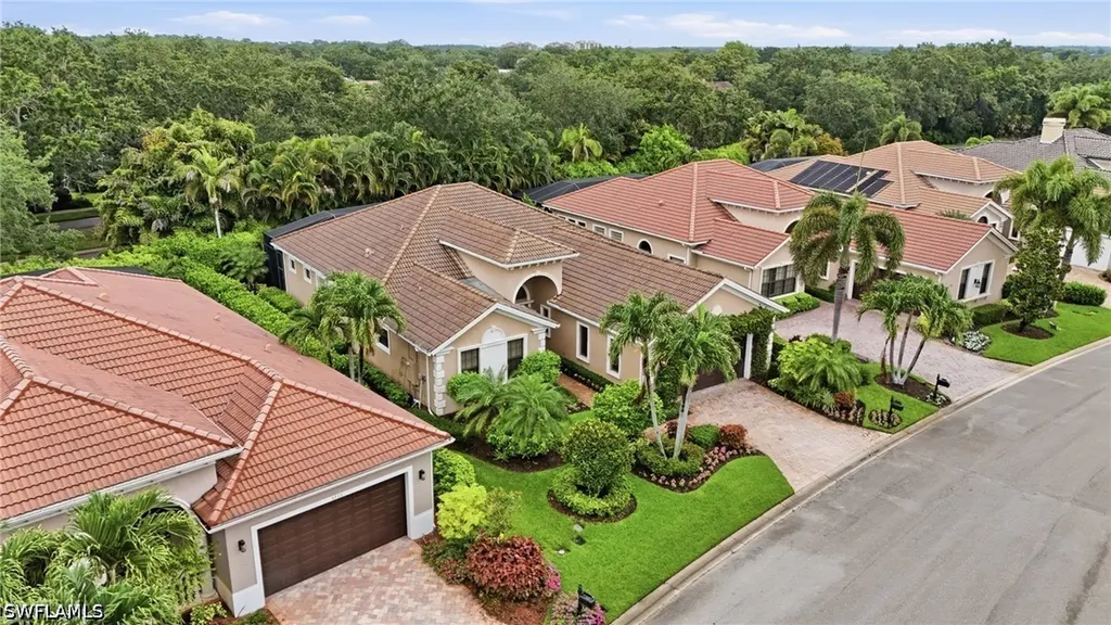 5717 Hammock Isle Drive Naples FL 34119