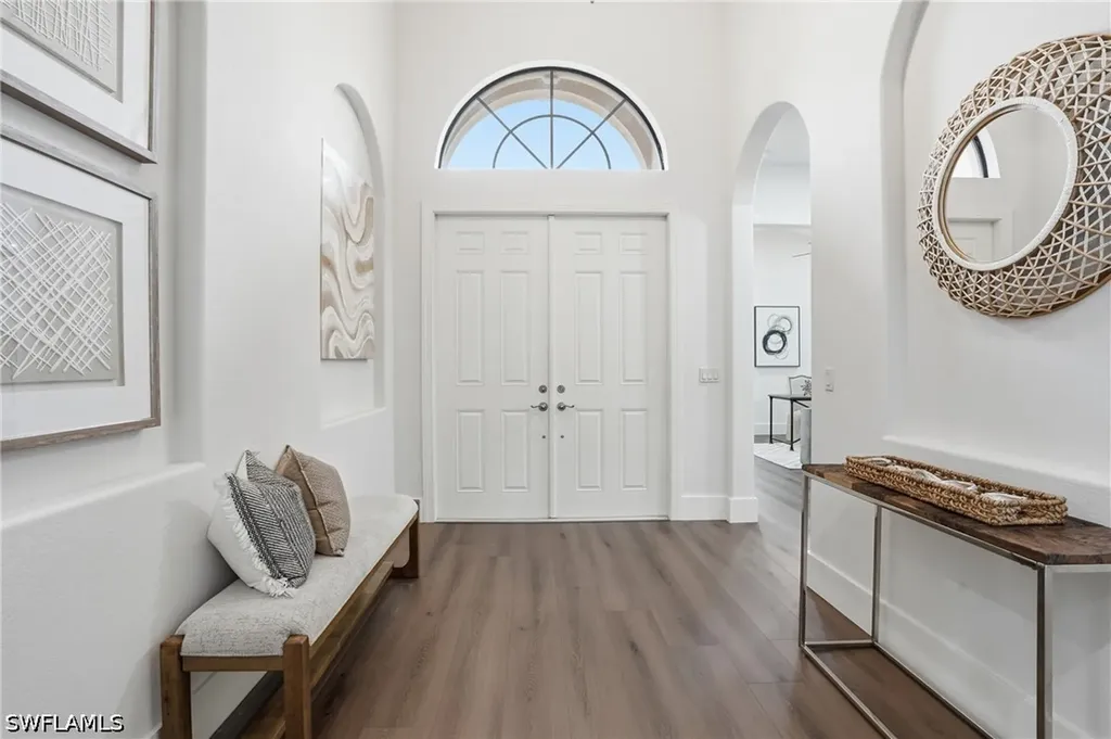 5717 Hammock Isle Drive Naples FL 34119