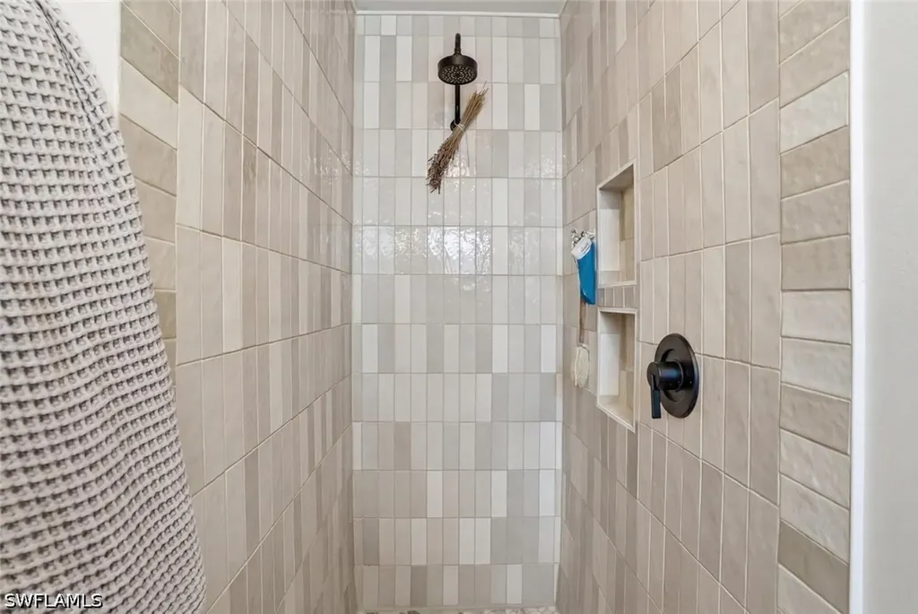 6236 Shadowood Circle Naples FL 34112
