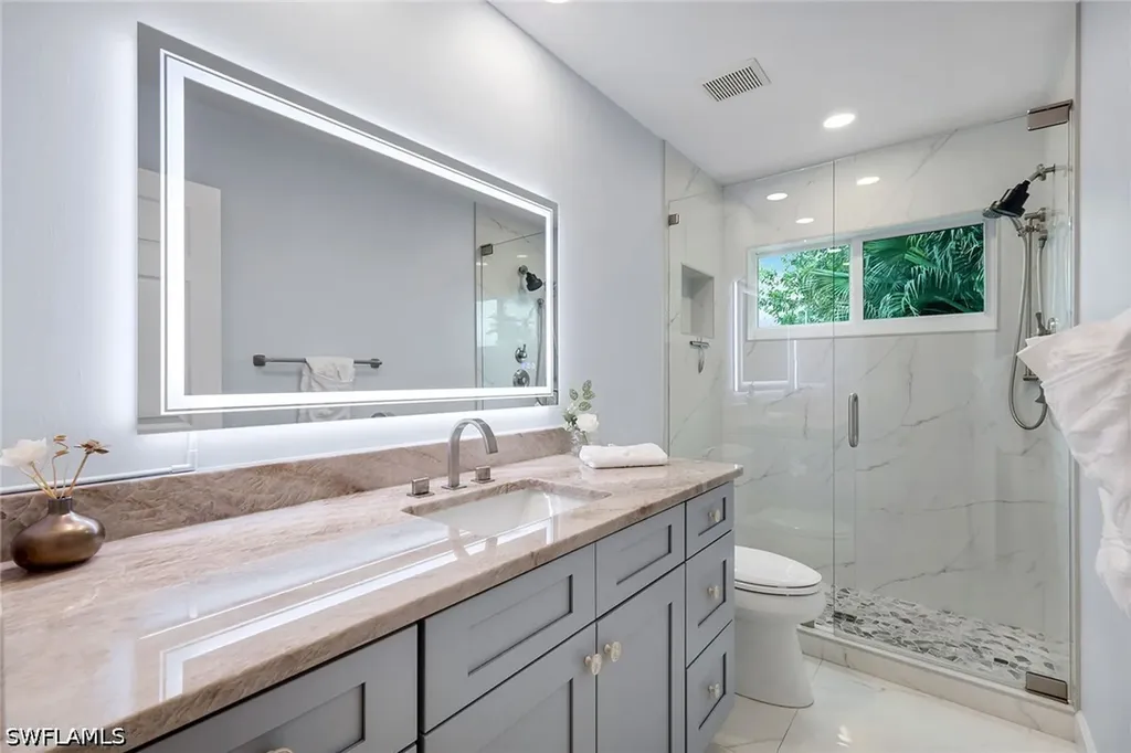 28820 Trenton Court Bonita Springs FL 34134