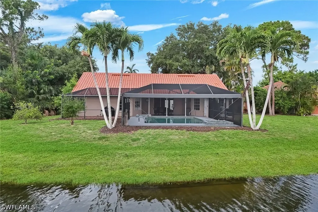 28820 Trenton Court Bonita Springs FL 34134