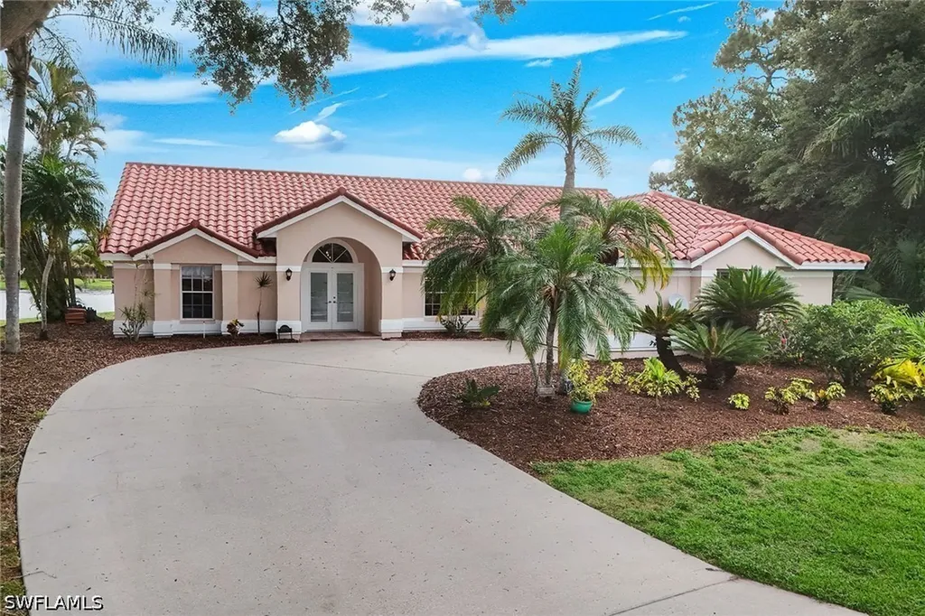28820 Trenton Court Bonita Springs FL 34134