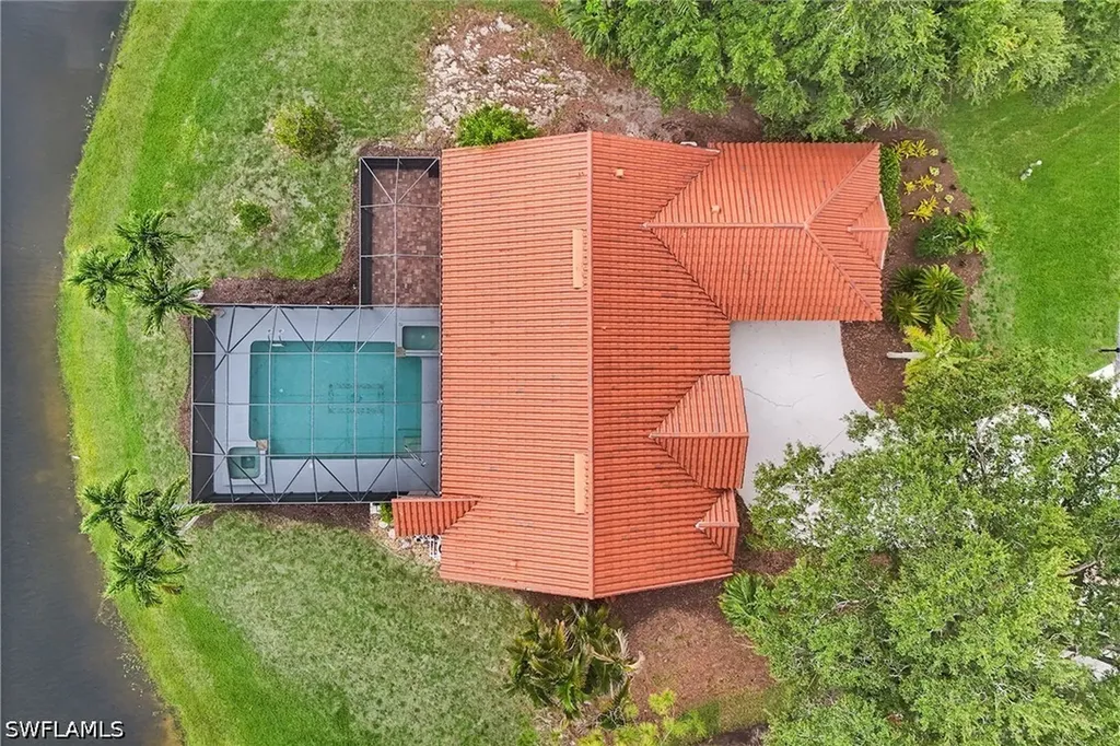 28820 Trenton Court Bonita Springs FL 34134