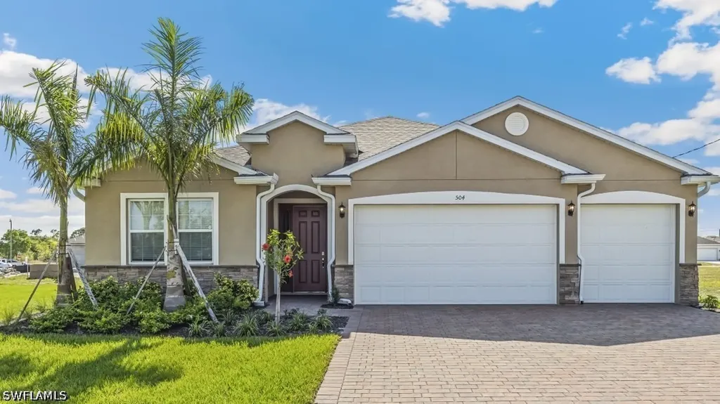 31 NE 8th Terrace Cape Coral FL 33909
