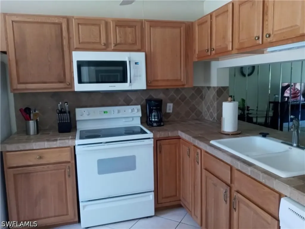 3001 Sandpiper Bay Circle Naples FL 34112