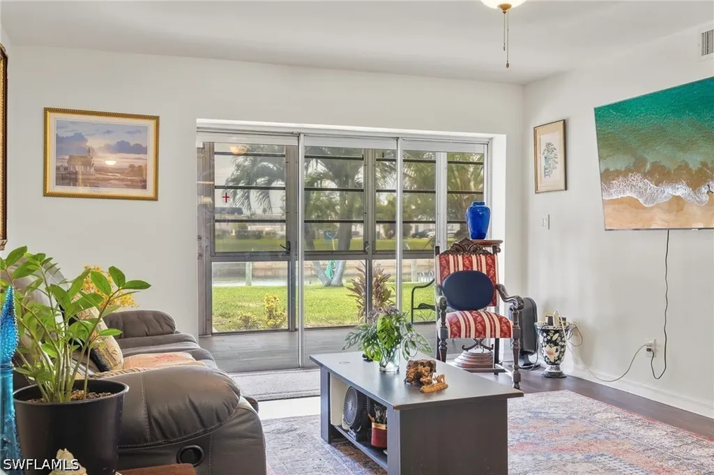 1022 SE 46th Street Cape Coral FL 33904