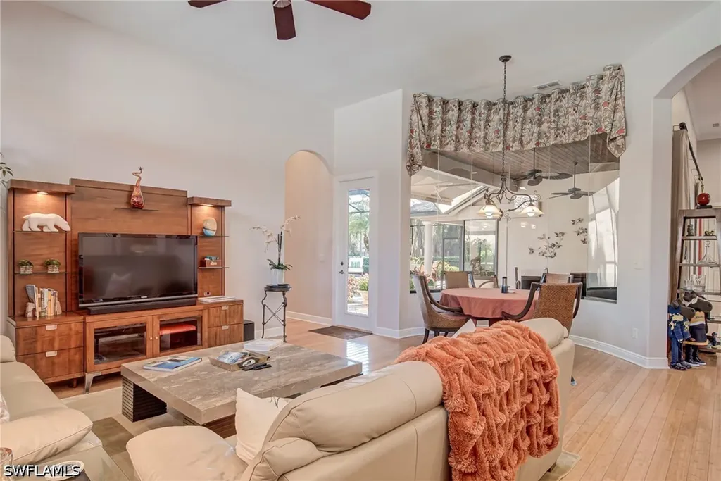 3126 Terramar Court Naples FL 34119