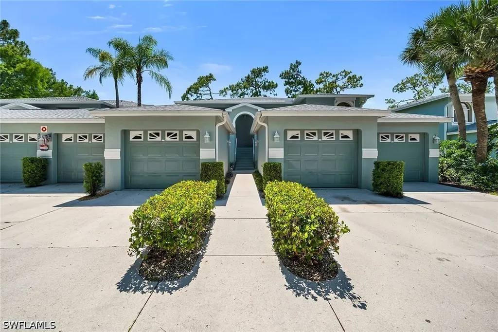 925 New Waterford Drive Naples FL 34104