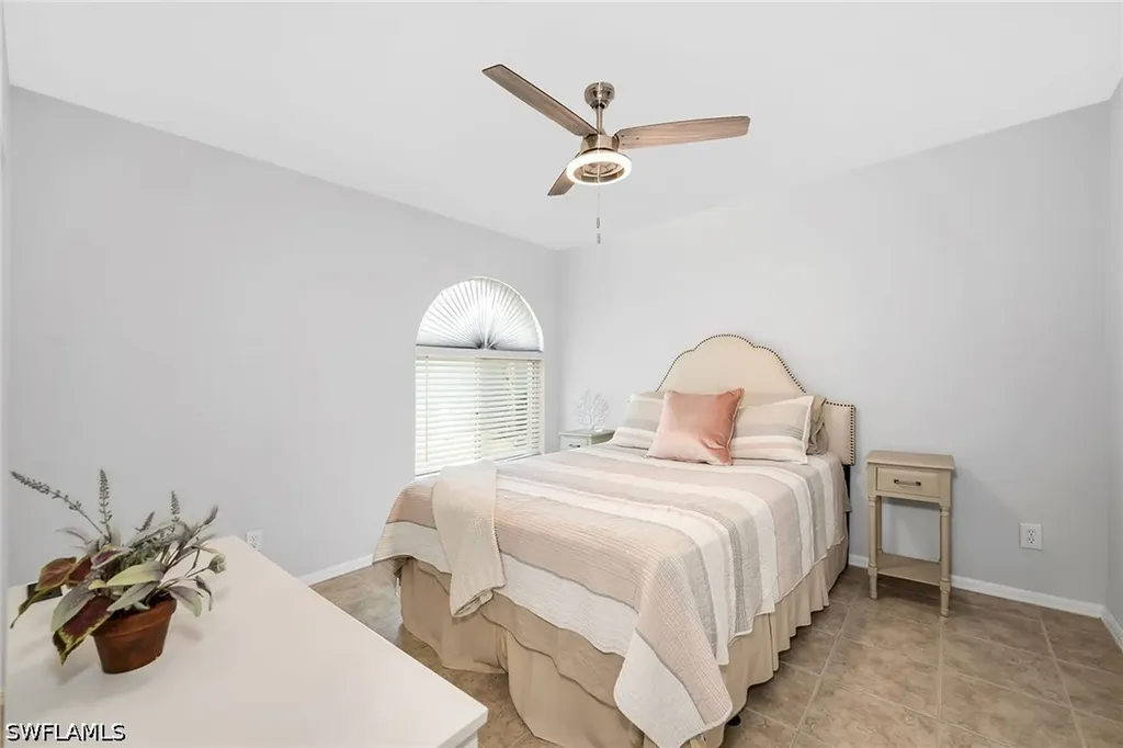 925 New Waterford Drive Naples FL 34104
