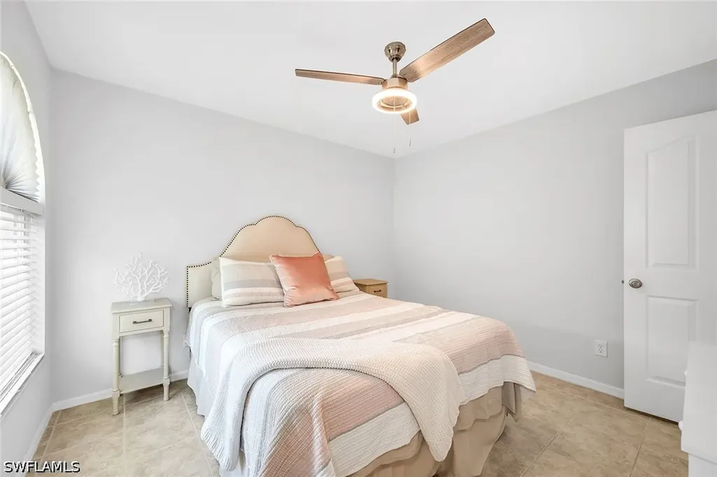 925 New Waterford Drive Naples FL 34104