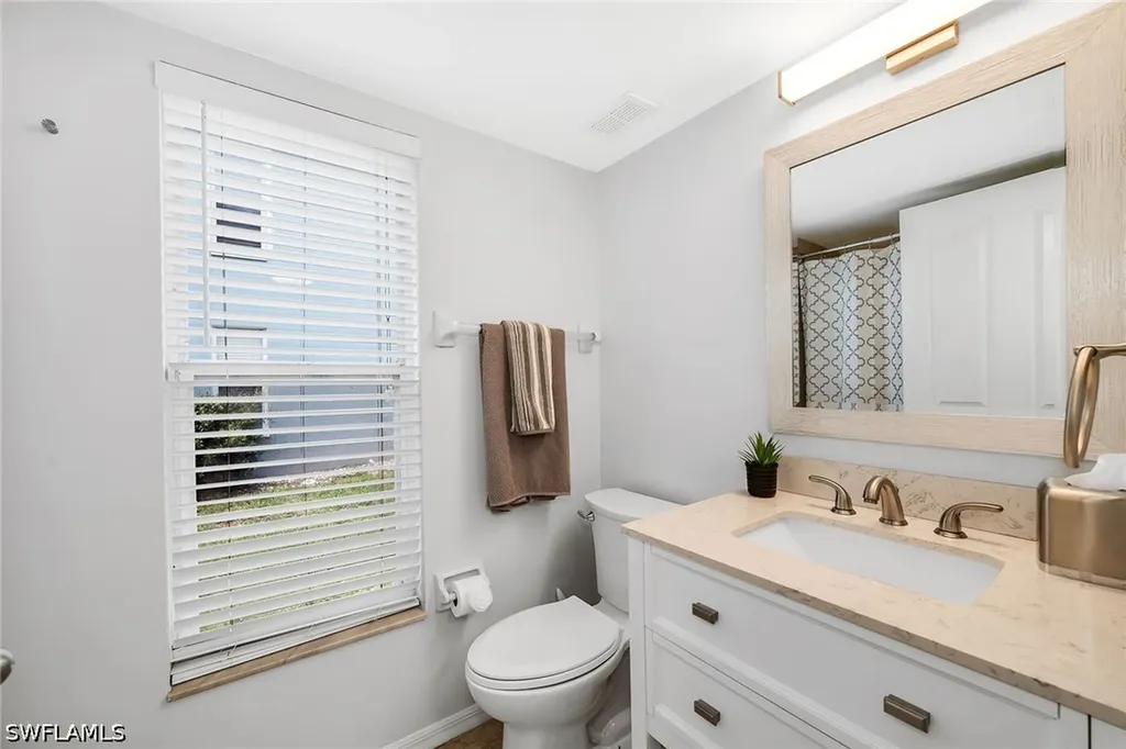 925 New Waterford Drive Naples FL 34104