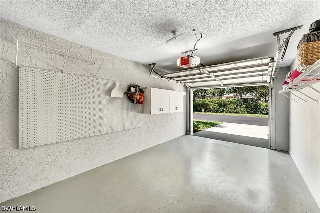 925 New Waterford Drive Naples FL 34104