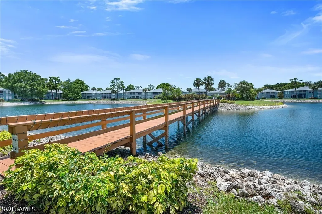 925 New Waterford Drive Naples FL 34104