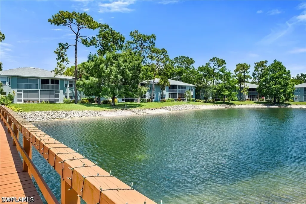 925 New Waterford Drive Naples FL 34104