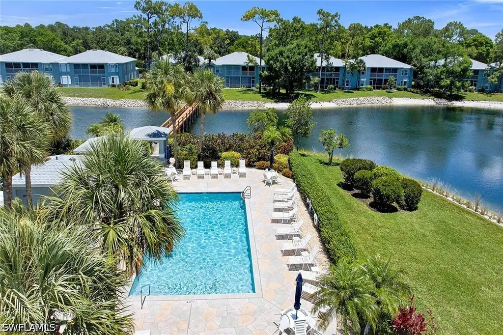 925 New Waterford Drive Naples FL 34104
