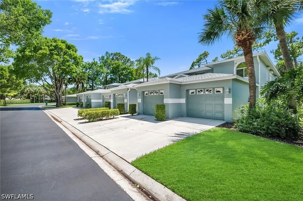 925 New Waterford Drive Naples FL 34104