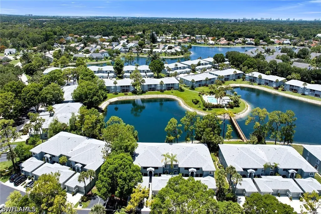 925 New Waterford Drive Naples FL 34104