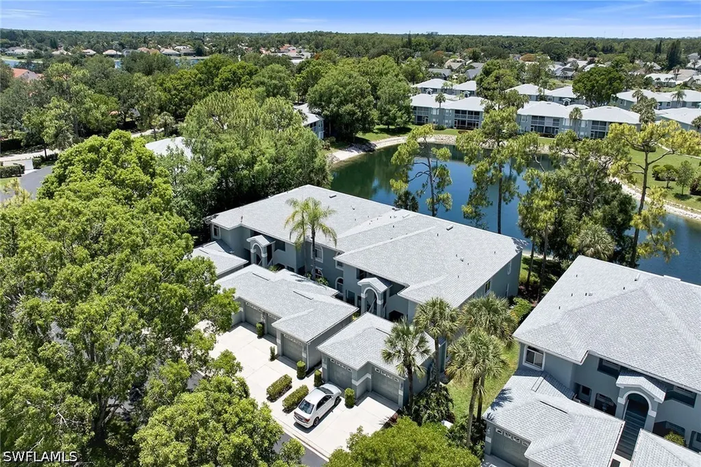 925 New Waterford Drive Naples FL 34104