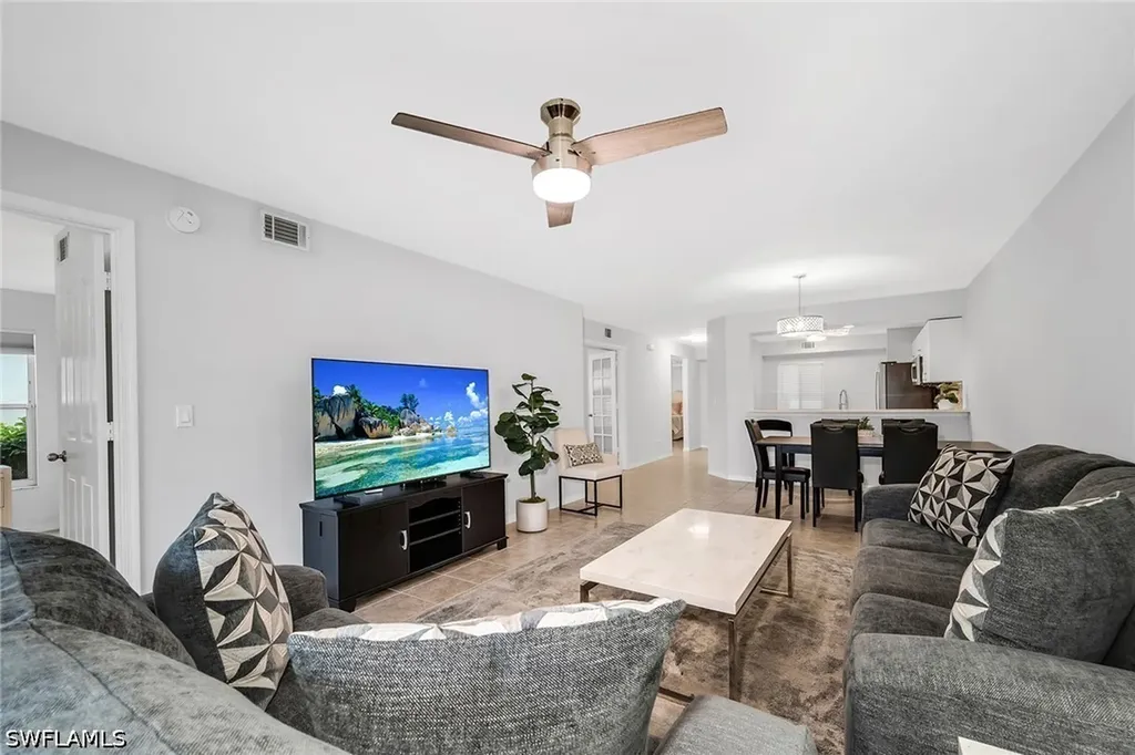 925 New Waterford Drive Naples FL 34104