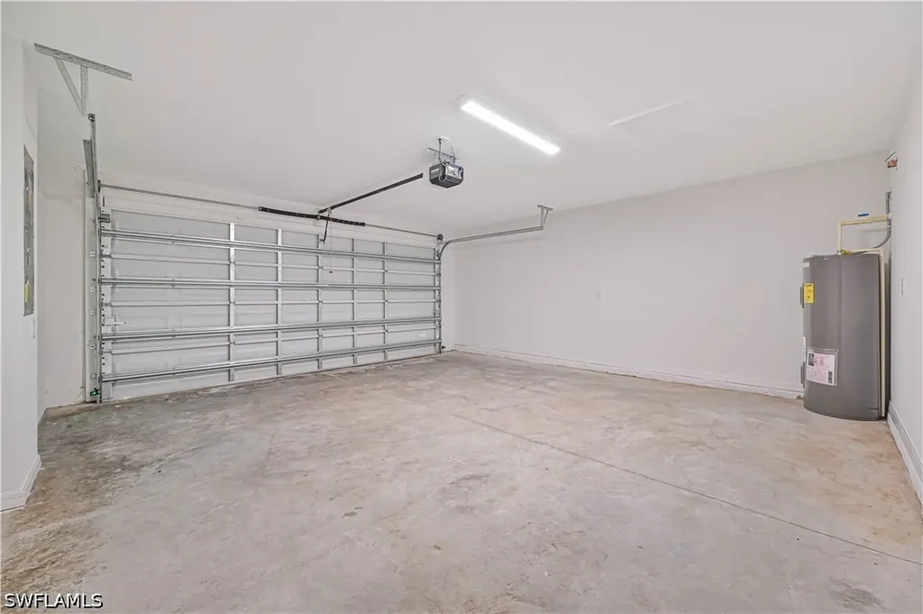 2901 SW 18th Place Cape Coral FL 33993