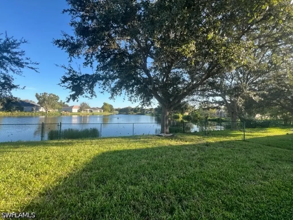 2901 SW 18th Place Cape Coral FL 33993