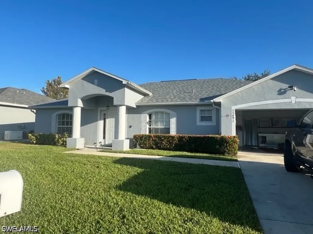 2901 SW 18th Place Cape Coral FL 33993