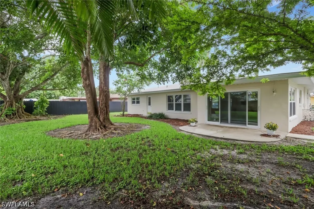 4350 23rd Avenue SW Naples FL 34116