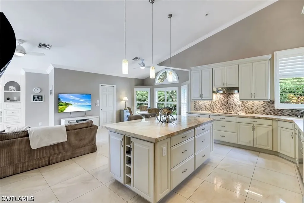 6619 Trident Way Naples FL 34108