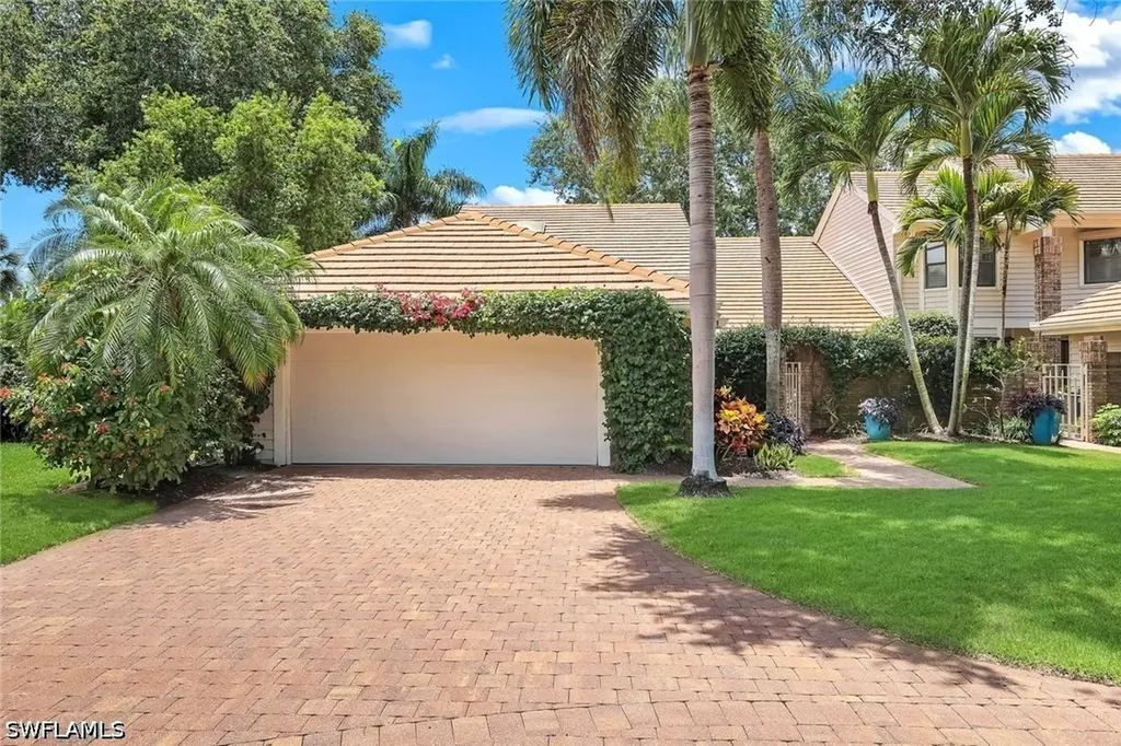 6619 Trident Way Naples FL 34108