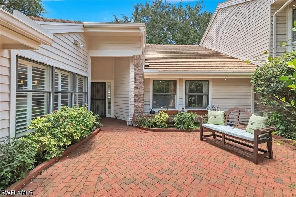 6619 Trident Way Naples FL 34108