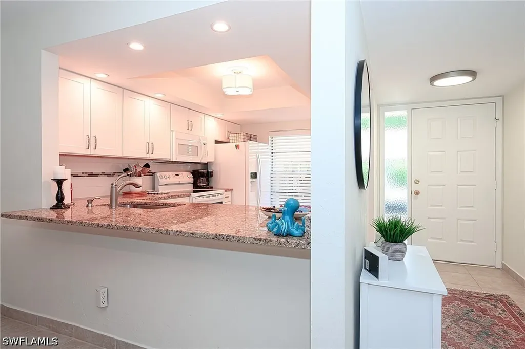 135 Cypress Way E Naples FL 34110