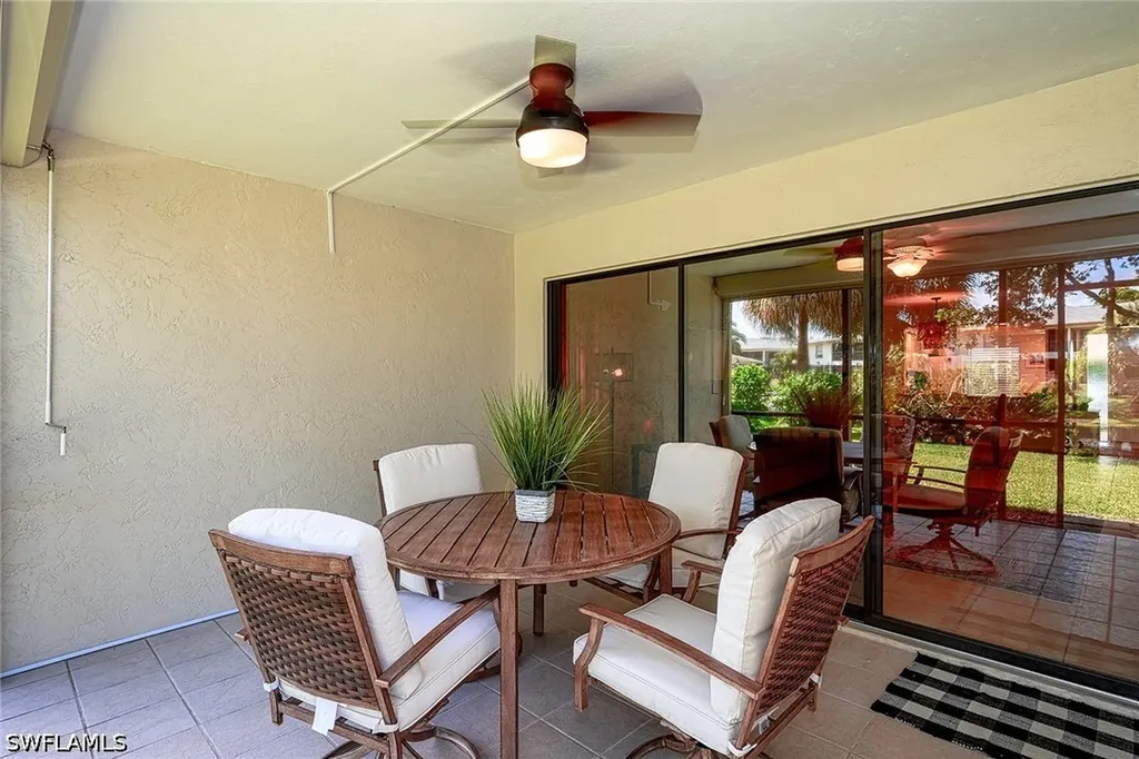 135 Cypress Way E Naples FL 34110