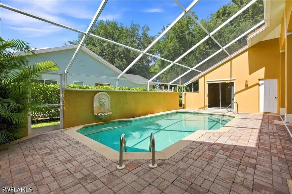 2312 Kings Lake Boulevard Naples FL 34112