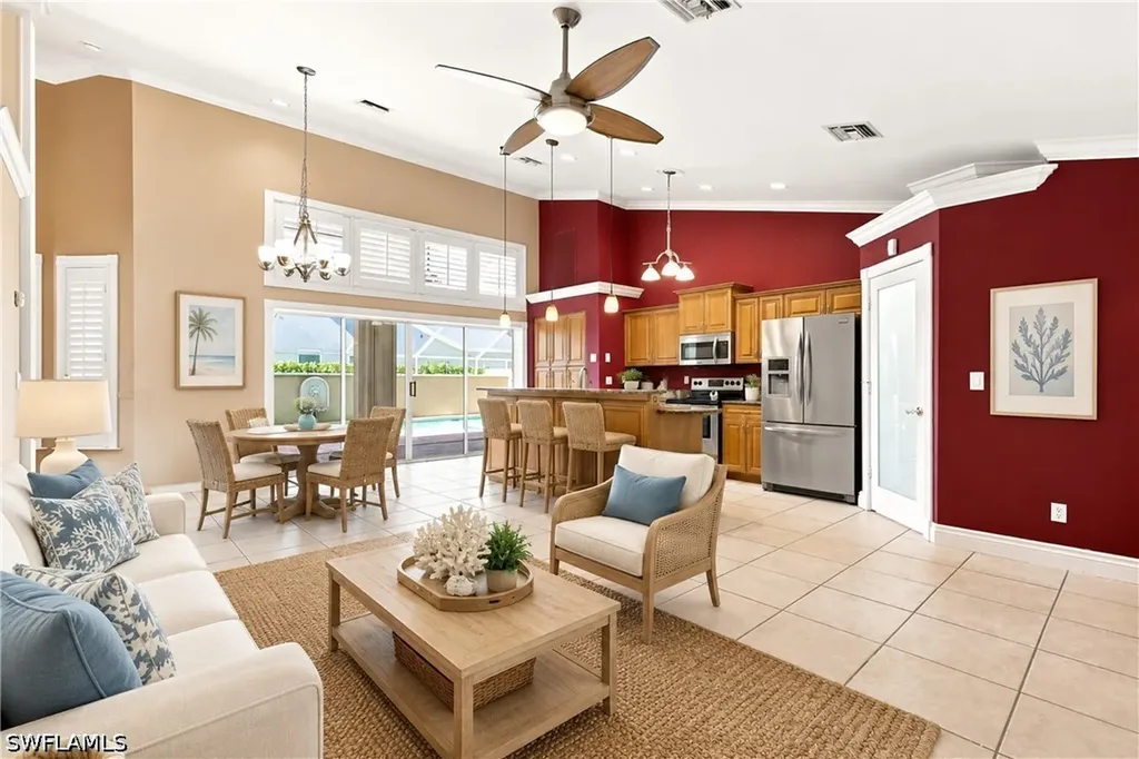 2312 Kings Lake Boulevard Naples FL 34112